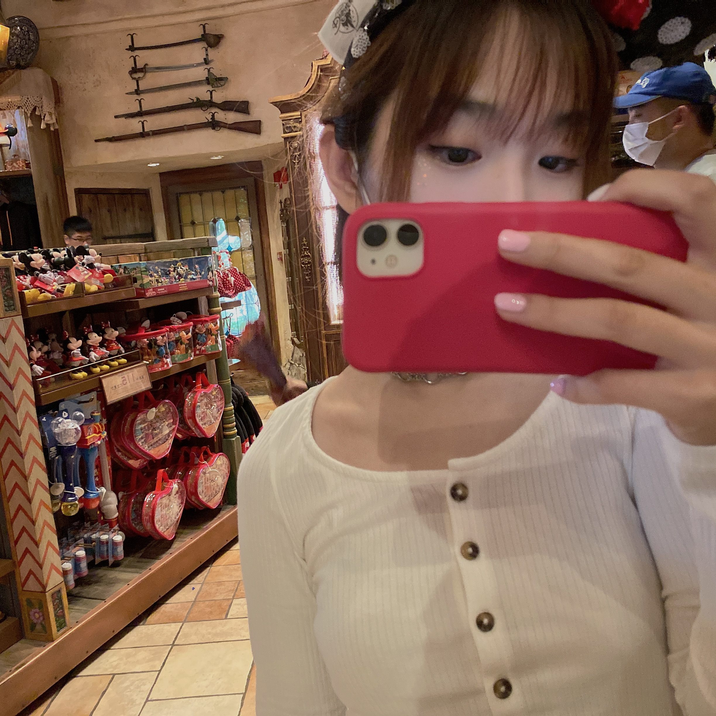ZHIJIA LI